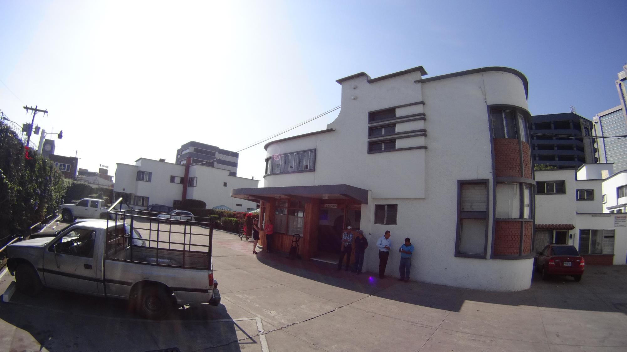 Hotel Plaza グアテマラシティ エクステリア 写真