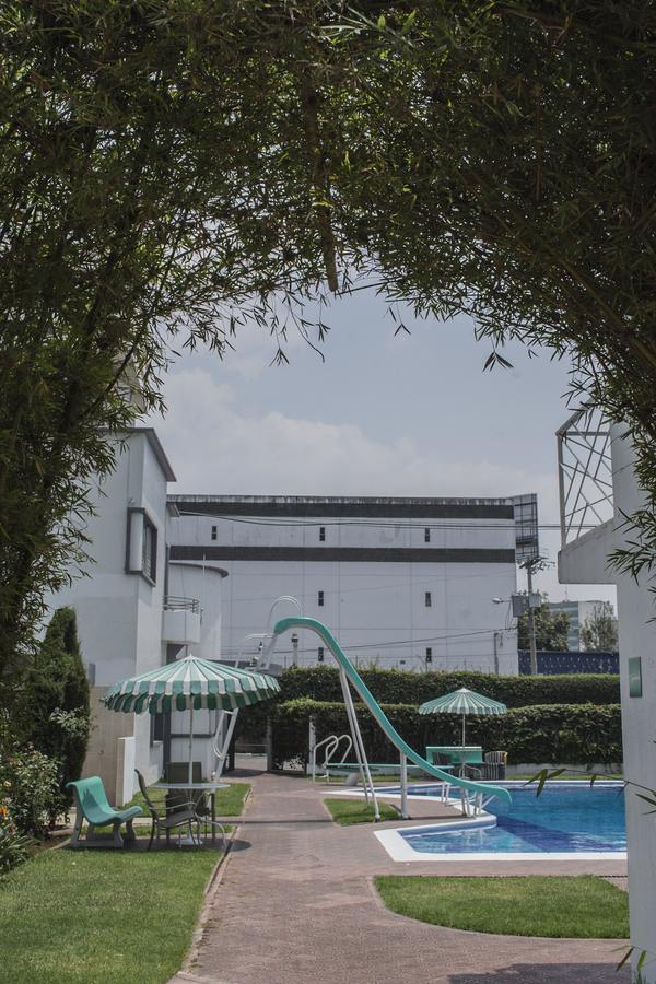 Hotel Plaza グアテマラシティ エクステリア 写真