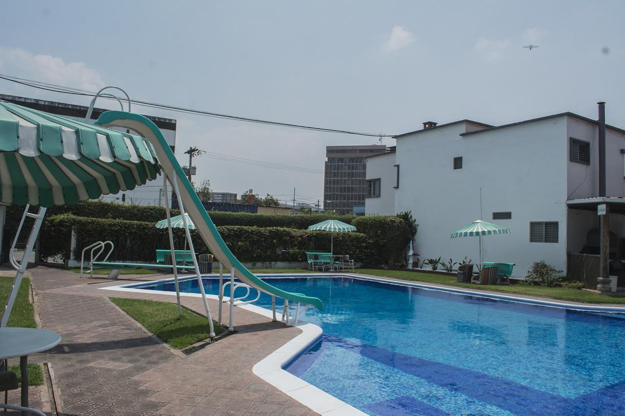 Hotel Plaza グアテマラシティ エクステリア 写真