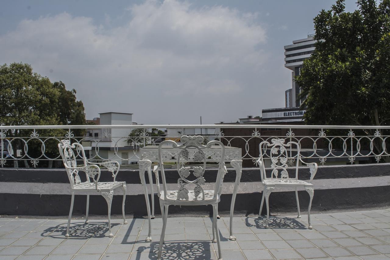 Hotel Plaza グアテマラシティ エクステリア 写真